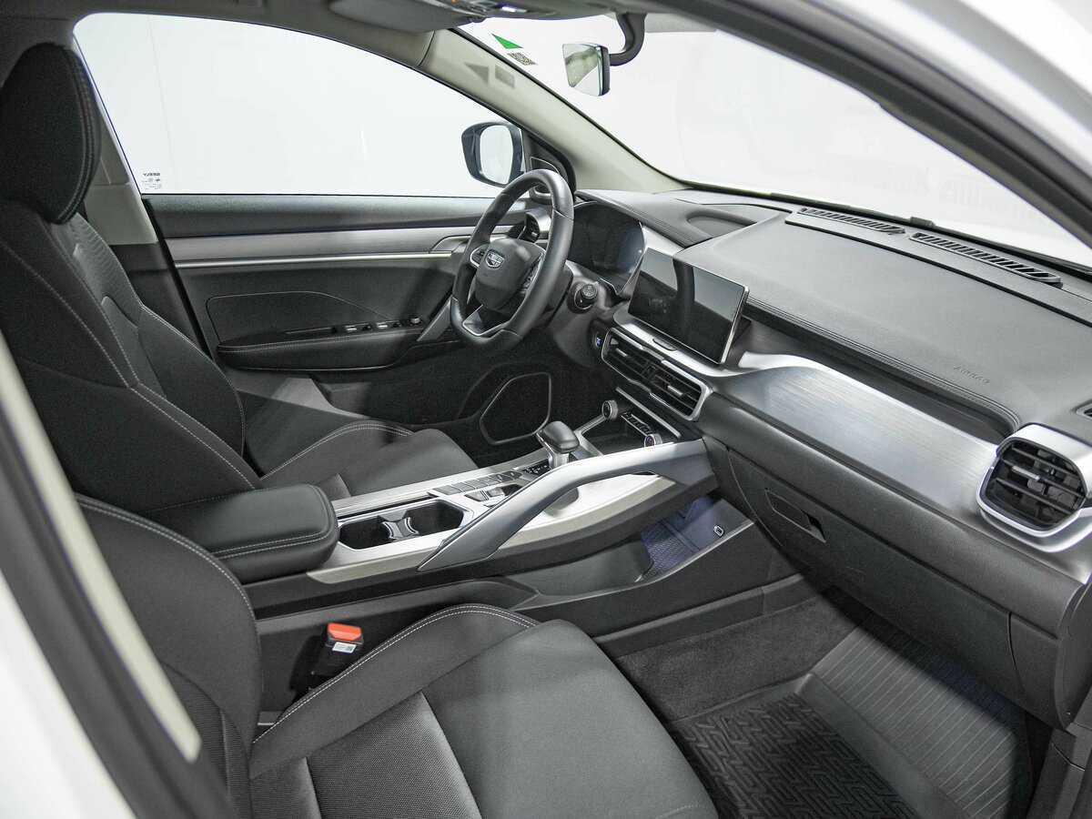 Geely Coolray б/у, 2023, Роботизированная. Фото: #13