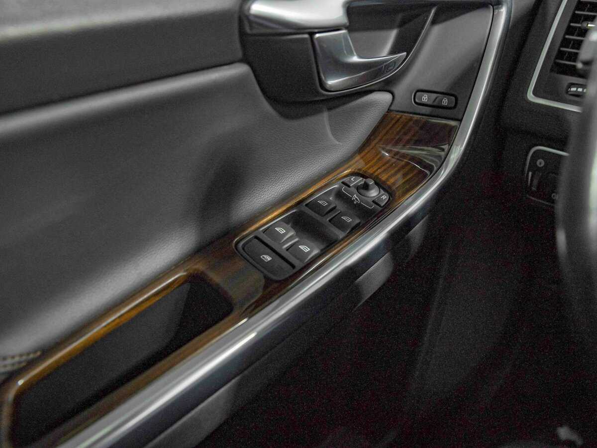 Volvo XC60 б/у, 2015, Автоматическая. Фото: #11
