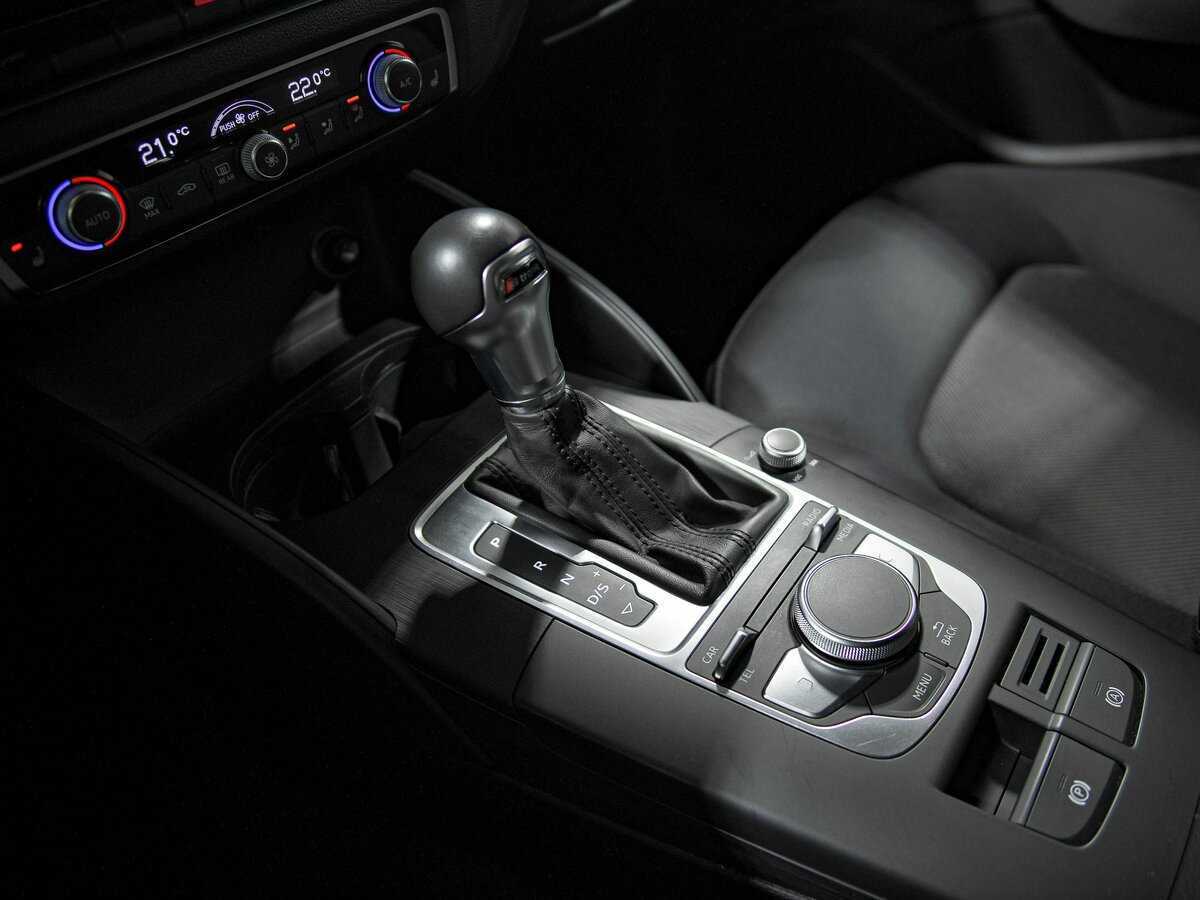 Audi A3 б/у, 2018, Роботизированная. Фото: #10