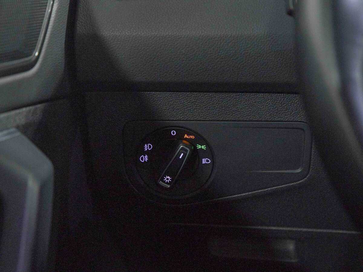 Volkswagen Tiguan б/у, 2018, Роботизированная. Фото: #12