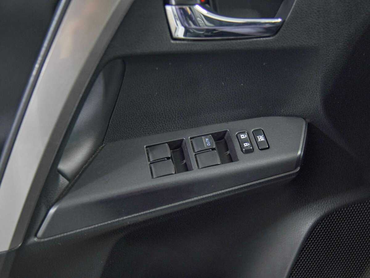 Toyota RAV4 б/у, 2018, Автоматическая. Фото: #12