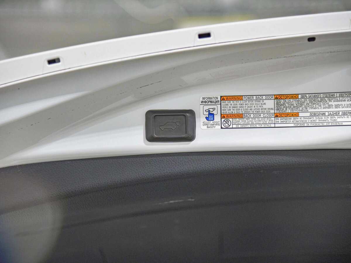 Toyota RAV4 б/у, 2018, Автоматическая. Фото: #16