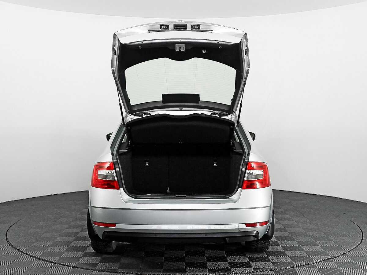 Skoda Octavia б/у, 2018, Роботизированная. Фото: #7