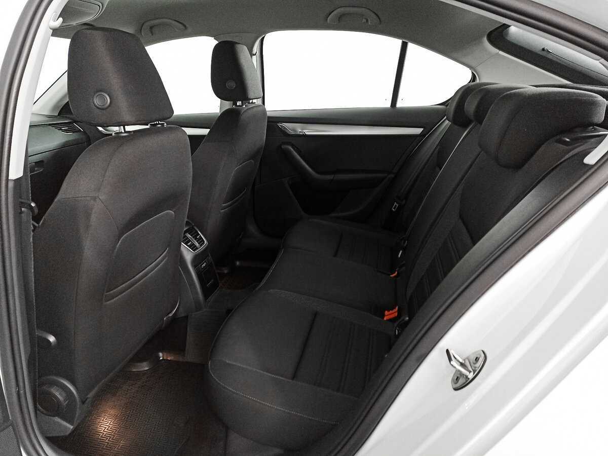 Skoda Octavia б/у, 2020, Роботизированная. Фото: #11