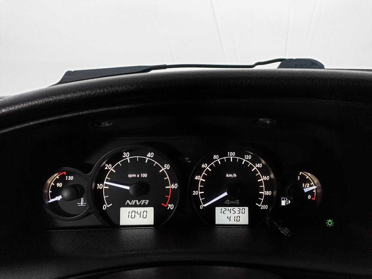 Chevrolet Niva б/у, 2017, Механическая. Фото: #10