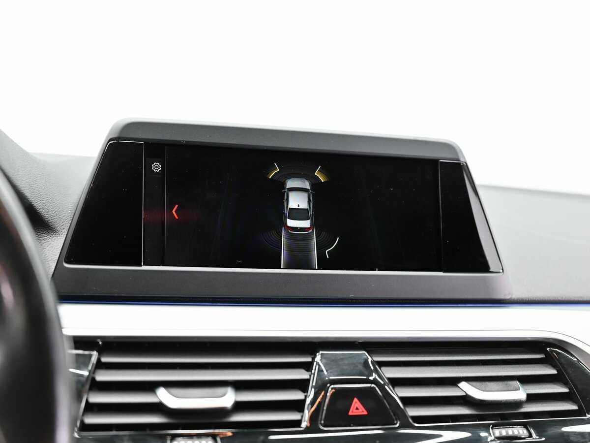 BMW 5 серии б/у, 2017, Автоматическая. Фото: #9