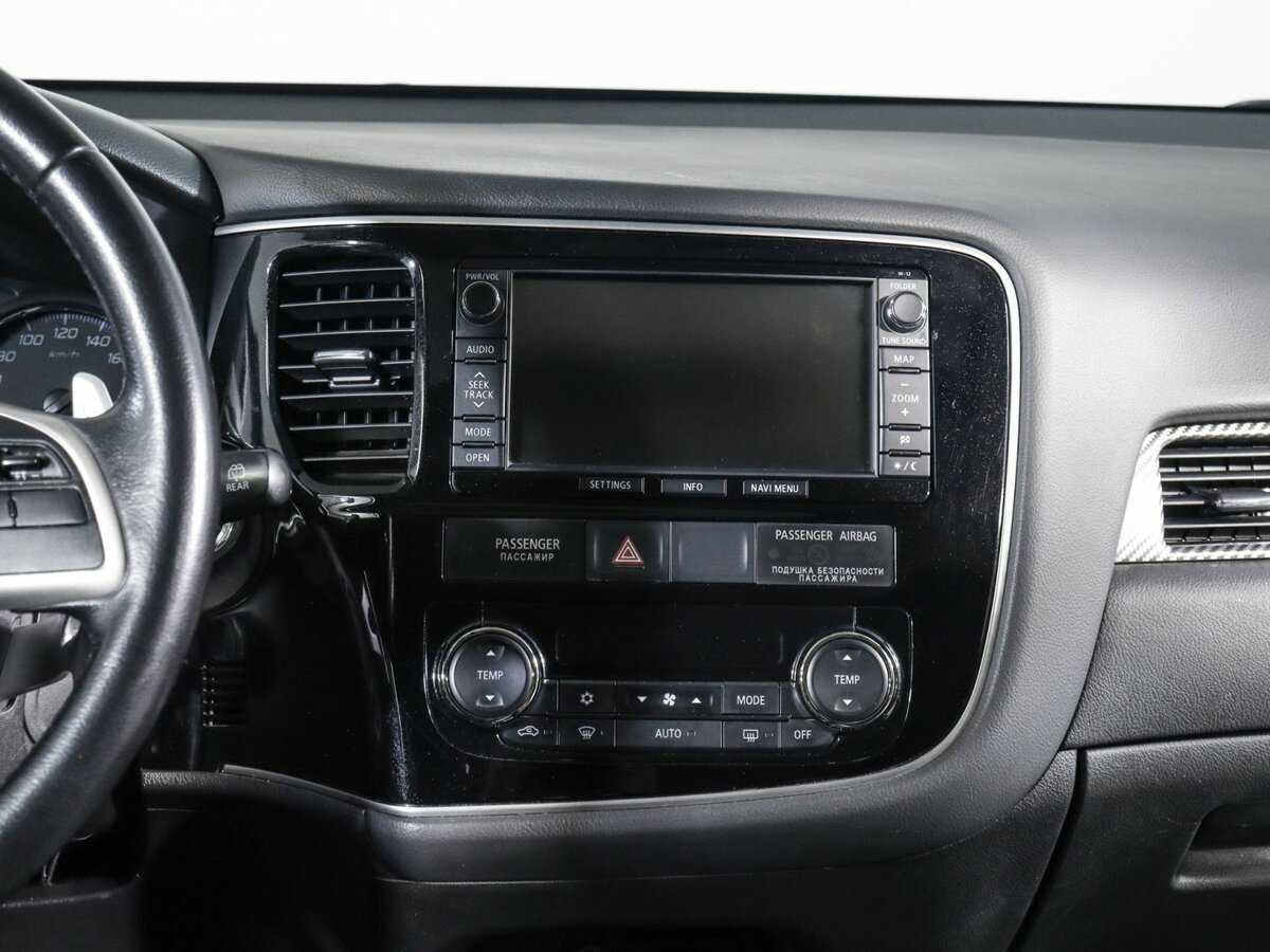 Mitsubishi Outlander б/у, 2014, Автоматическая. Фото: #6