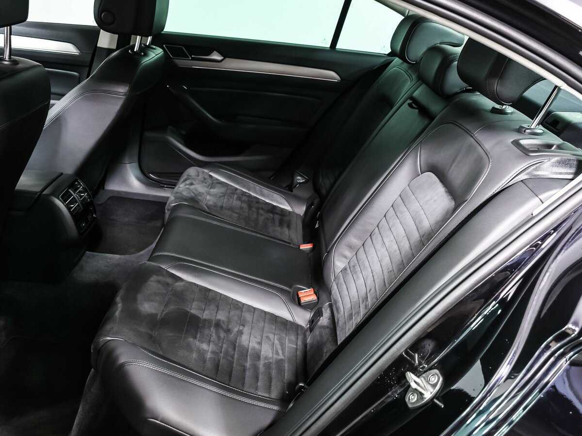 Volkswagen Passat б/у, 2018, Роботизированная. Фото: #12