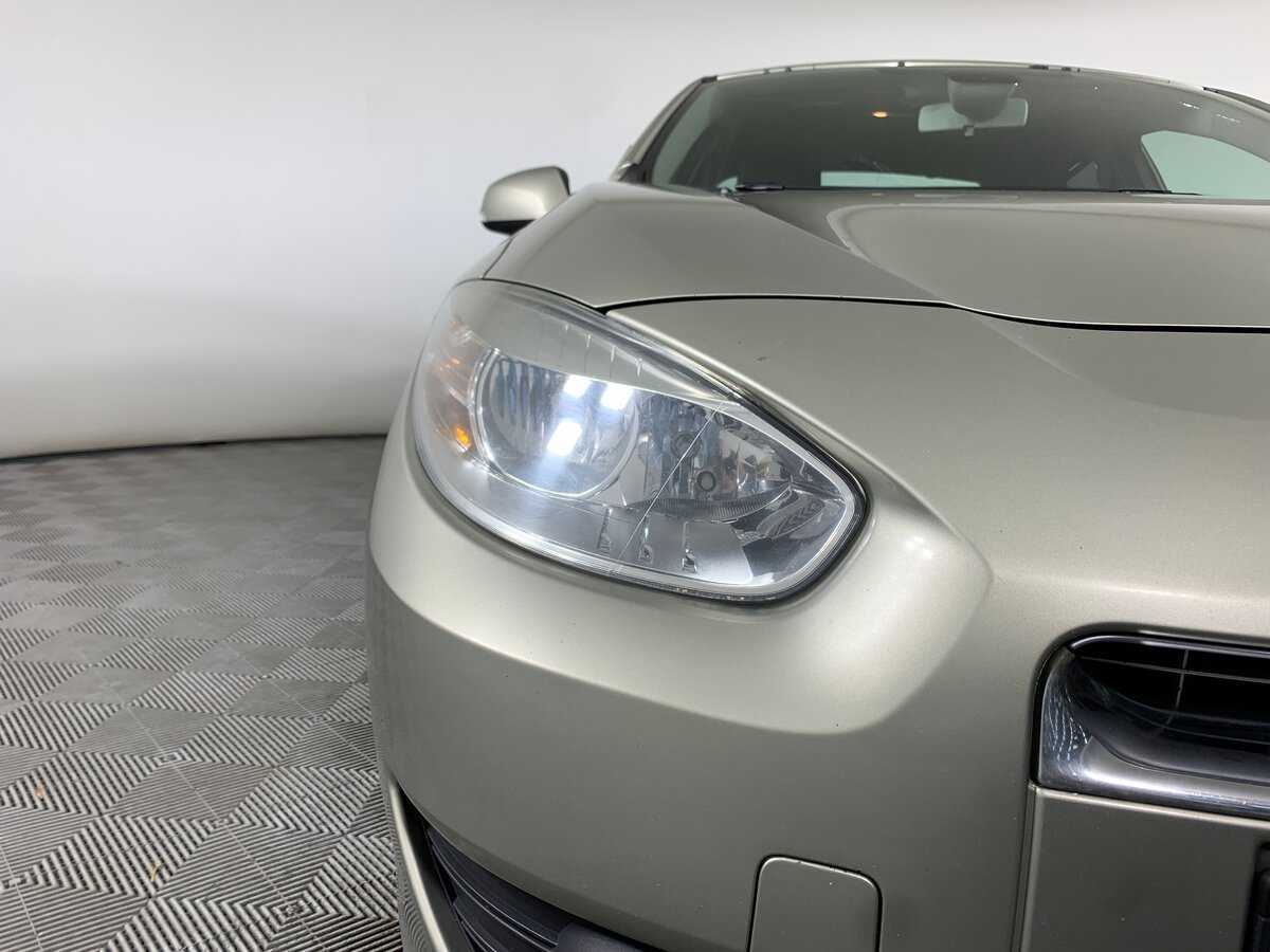 Renault Fluence б/у, 2013, Автоматическая. Фото: #9