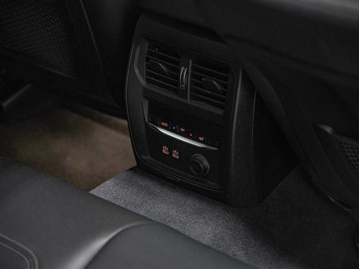 BMW 3 серии б/у, 2019, Автоматическая. Фото: #16