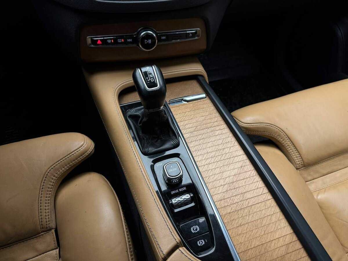 Volvo XC90 б/у, 2015, Автоматическая. Фото: #8