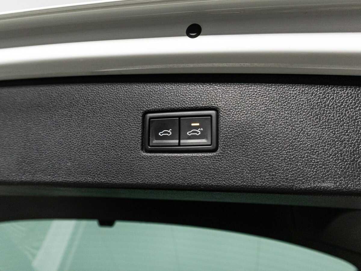 Volkswagen Tiguan б/у, 2018, Роботизированная. Фото: #14