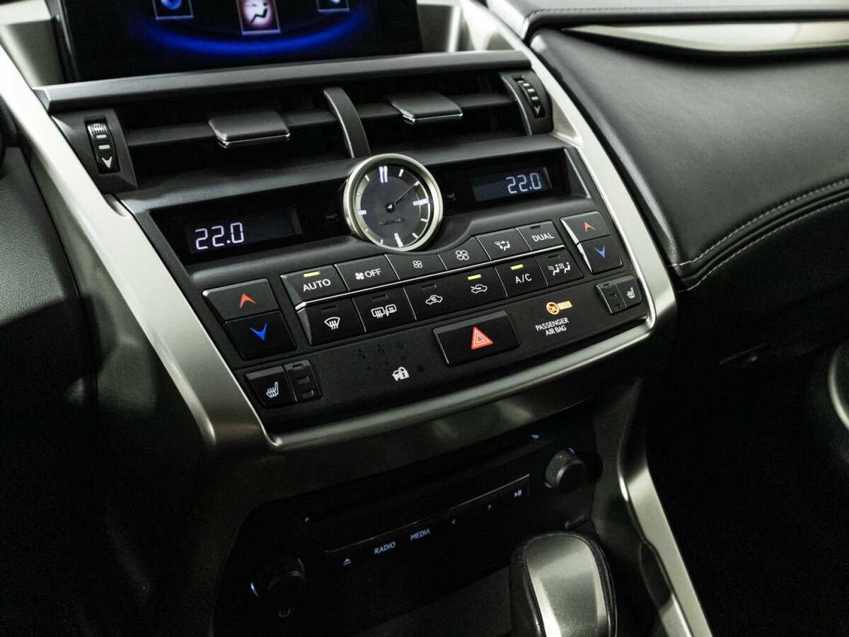 Lexus NX б/у, 2015, Вариатор. Фото: #14