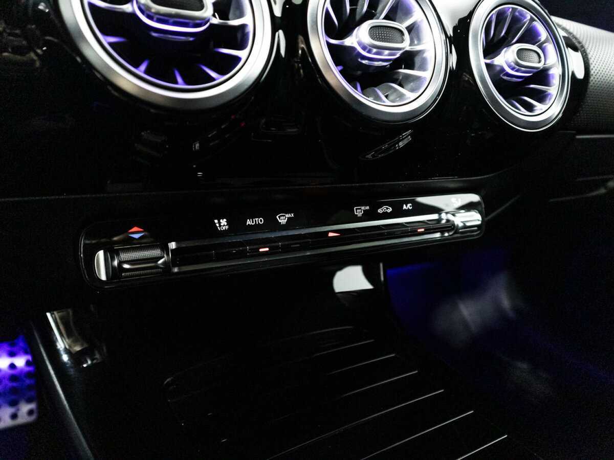 Mercedes-Benz CLA б/у, 2019, Роботизированная. Фото: #14