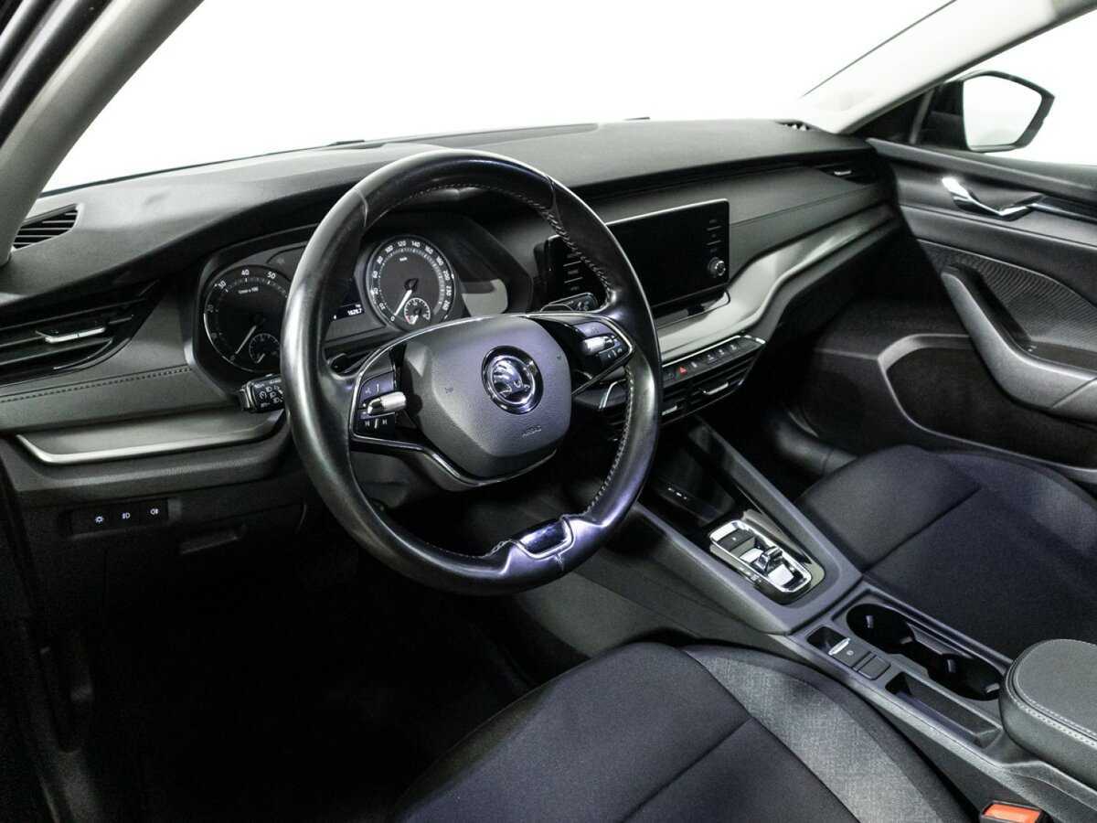 Skoda Octavia б/у, 2021, Автоматическая. Фото: #10
