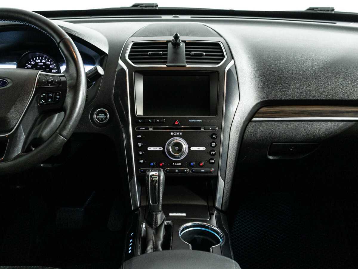 Ford Explorer б/у, 2015, Автоматическая. Фото: #13