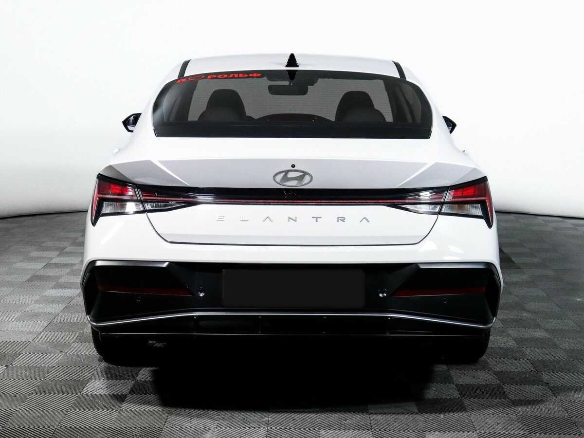Hyundai Elantra б/у, 2023, Вариатор. Фото: #5