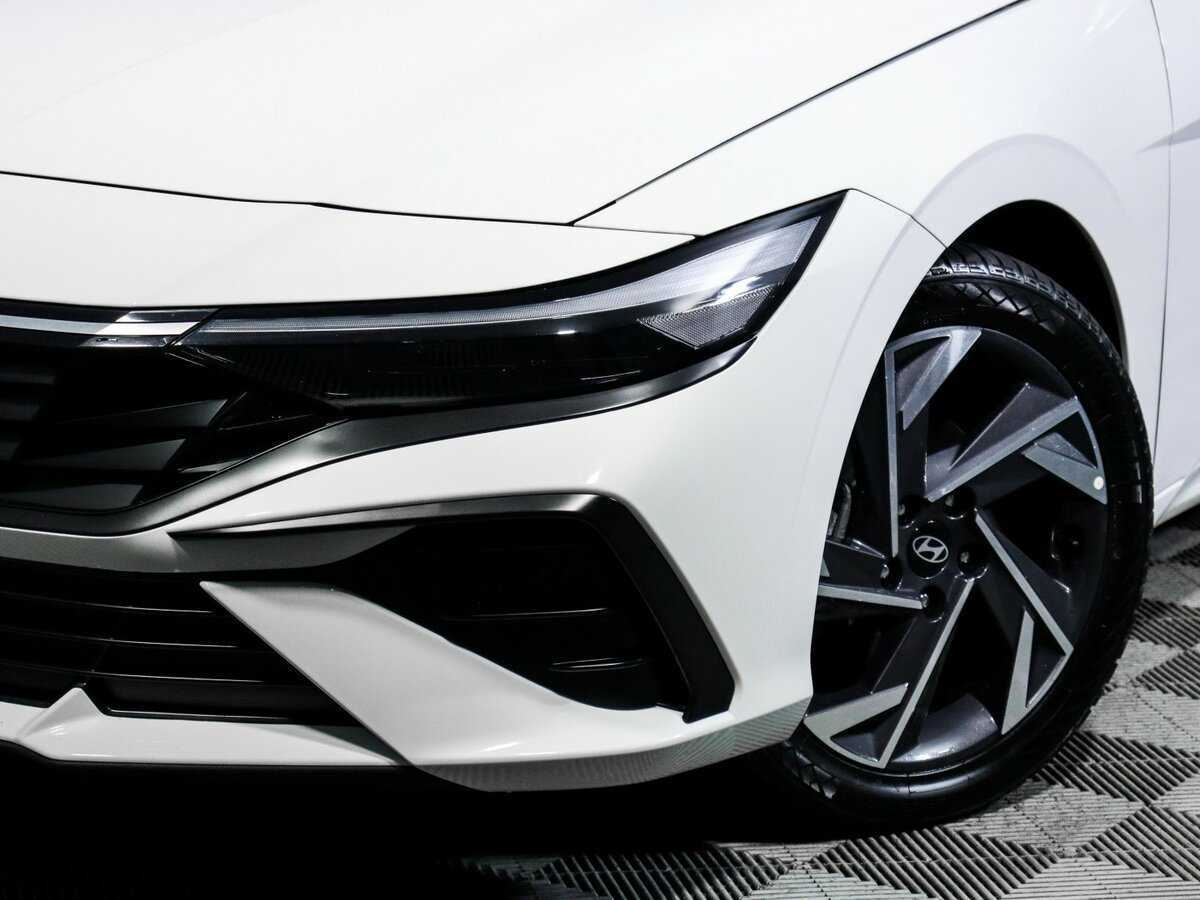 Hyundai Elantra б/у, 2023, Вариатор. Фото: #15