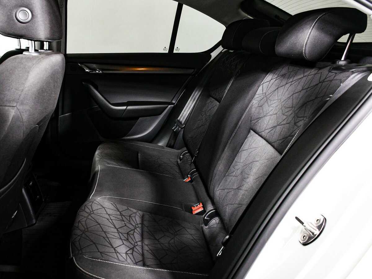 Skoda Octavia б/у, 2019, Роботизированная. Фото: #10