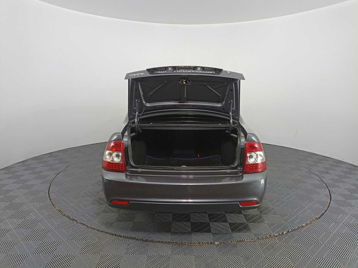 Lada (ВАЗ) Priora б/у, 2018, Механическая. Фото: #9