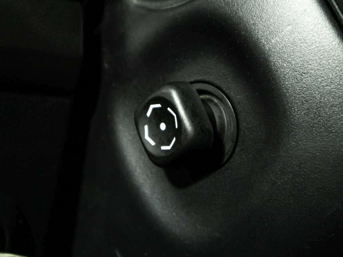 Toyota Land Cruiser Prado б/у, 2012, Автоматическая. Фото: #18