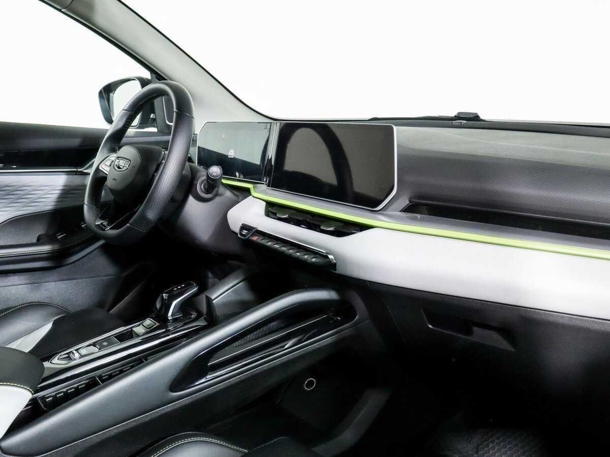 Geely Coolray б/у, 2023, Роботизированная. Фото: #8