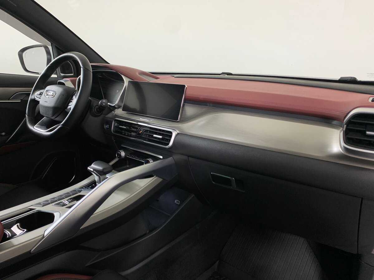 Geely Coolray б/у, 2023, Роботизированная. Фото: #13