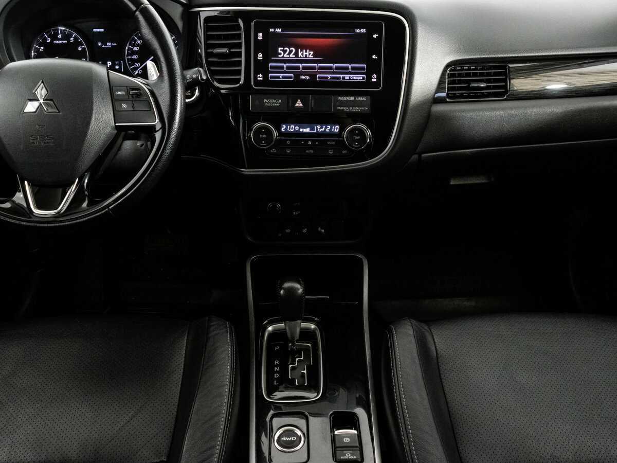 Mitsubishi Outlander б/у, 2018, Вариатор. Фото: #10