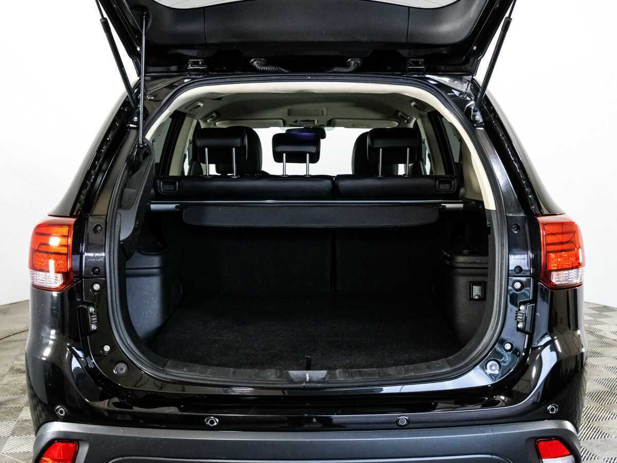 Mitsubishi Outlander б/у, 2018, Вариатор. Фото: #17