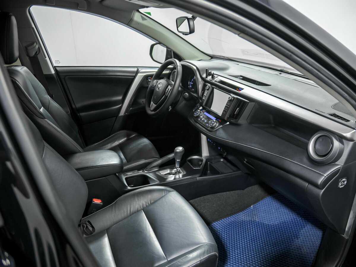 Toyota RAV4 б/у, 2017, Автоматическая. Фото: #20