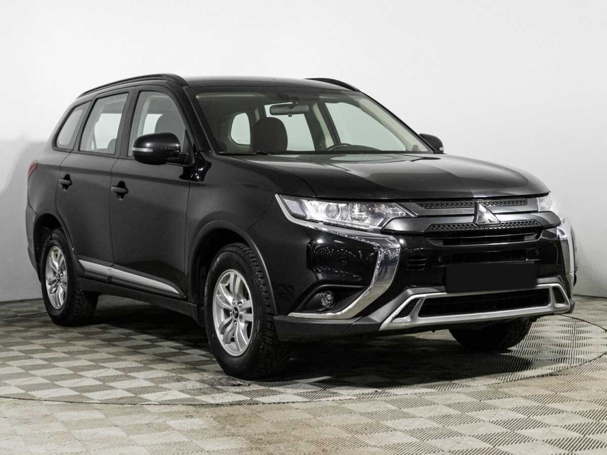 Mitsubishi Outlander б/у, 2021, Вариатор. Фото: #2