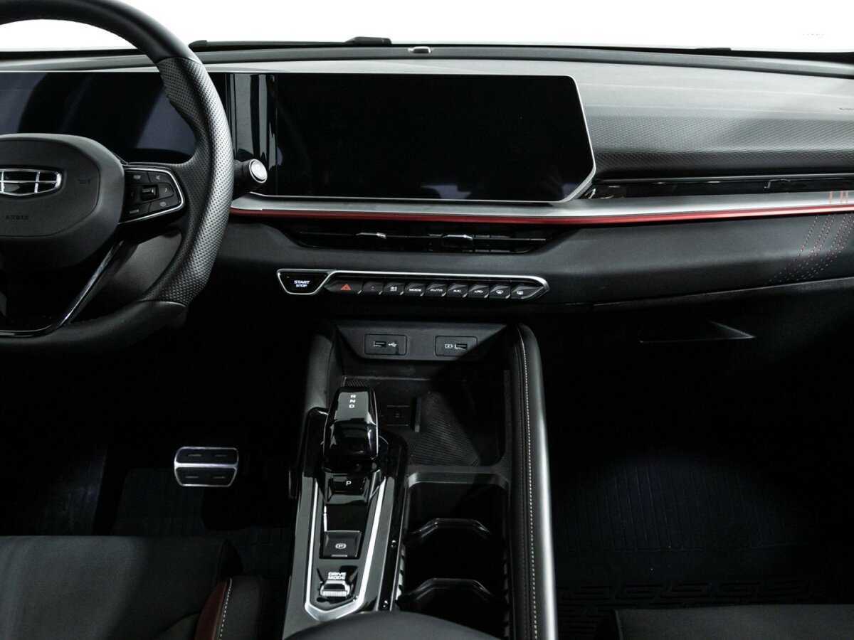 Geely Coolray б/у, 2023, Роботизированная. Фото: #13