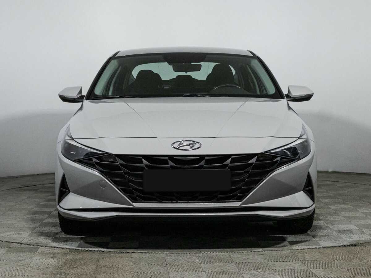Hyundai Elantra б/у, 2023, Автоматическая. Фото: #1
