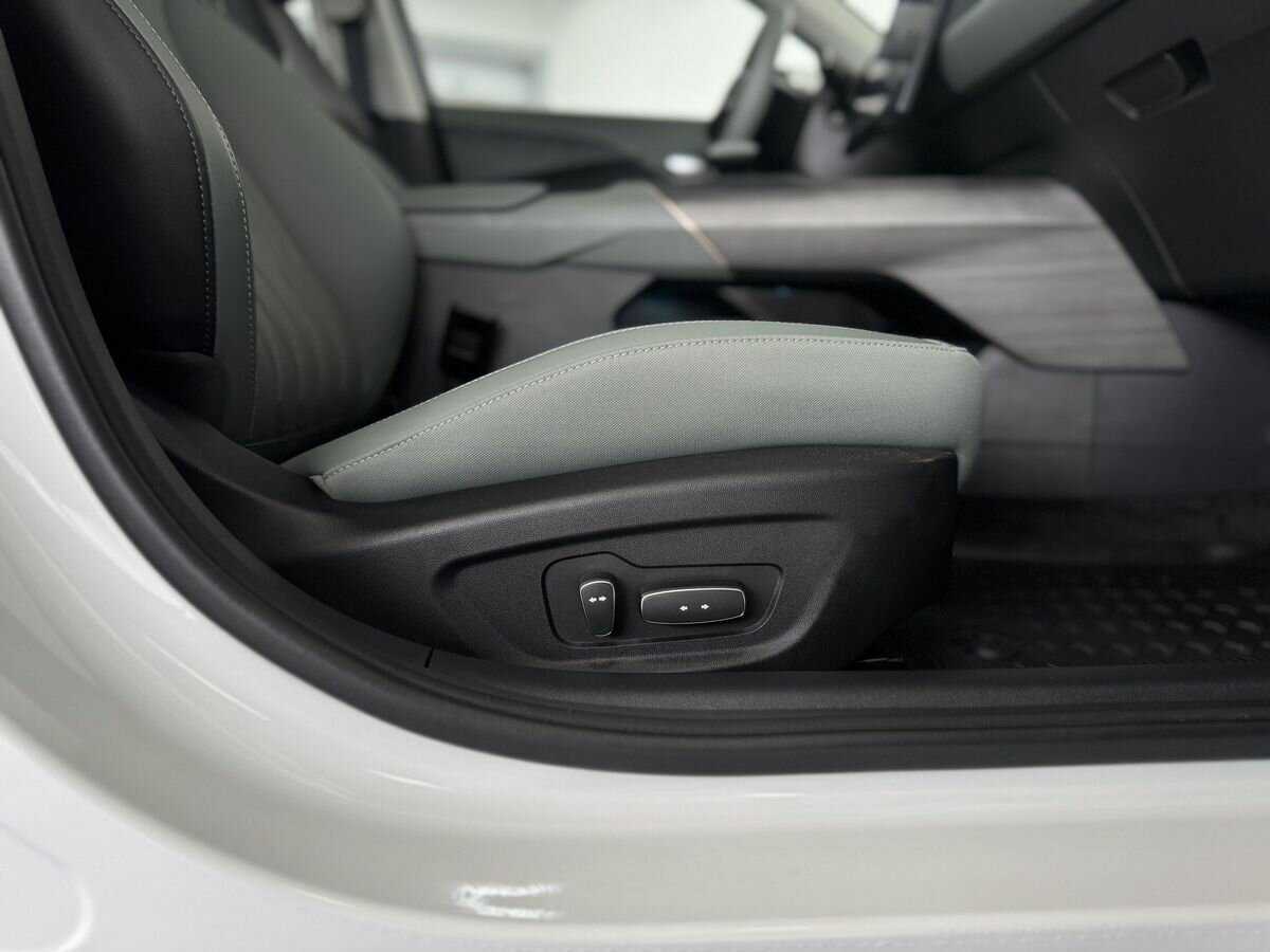 Changan Lamore б/у, 2023, Роботизированная. Фото: #17