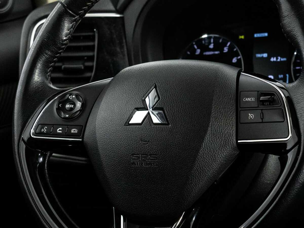 Mitsubishi Outlander б/у, 2021, Вариатор. Фото: #11