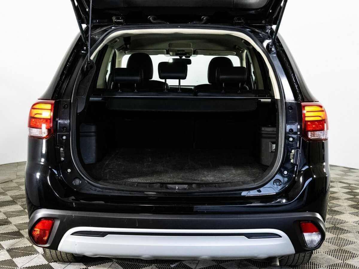 Mitsubishi Outlander б/у, 2021, Вариатор. Фото: #19