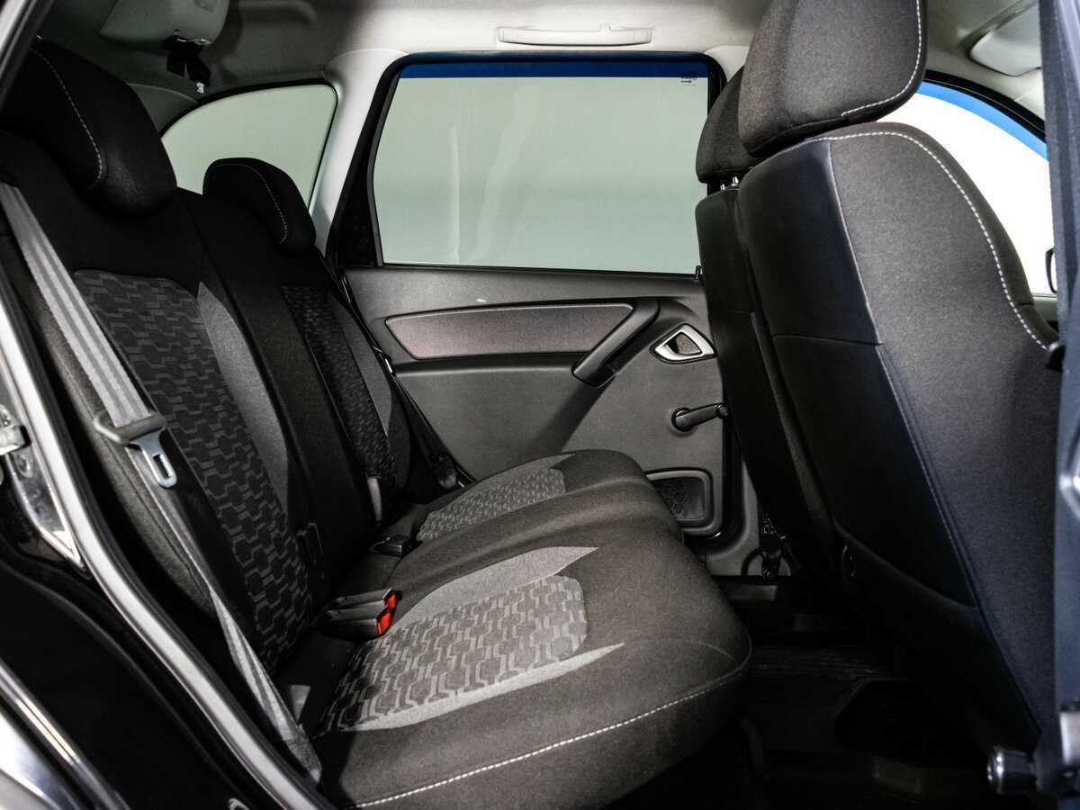 Lada (ВАЗ) Granta б/у, 2023, Механическая. Фото: #10