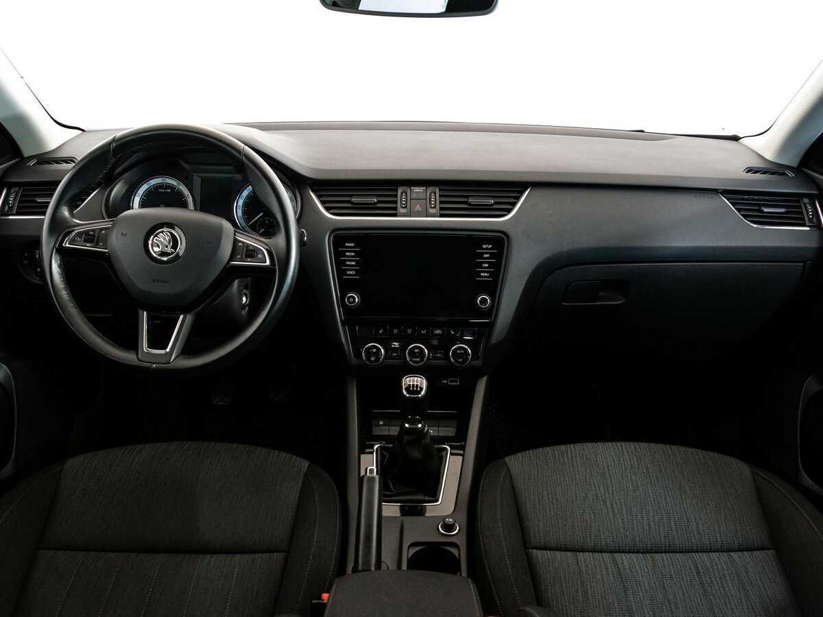 Skoda Octavia б/у, 2018, Механическая. Фото: #9