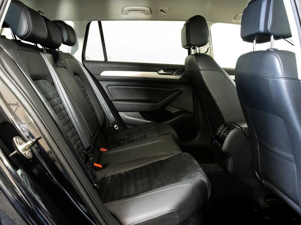 Volkswagen Passat б/у, 2018, Роботизированная. Фото: #18