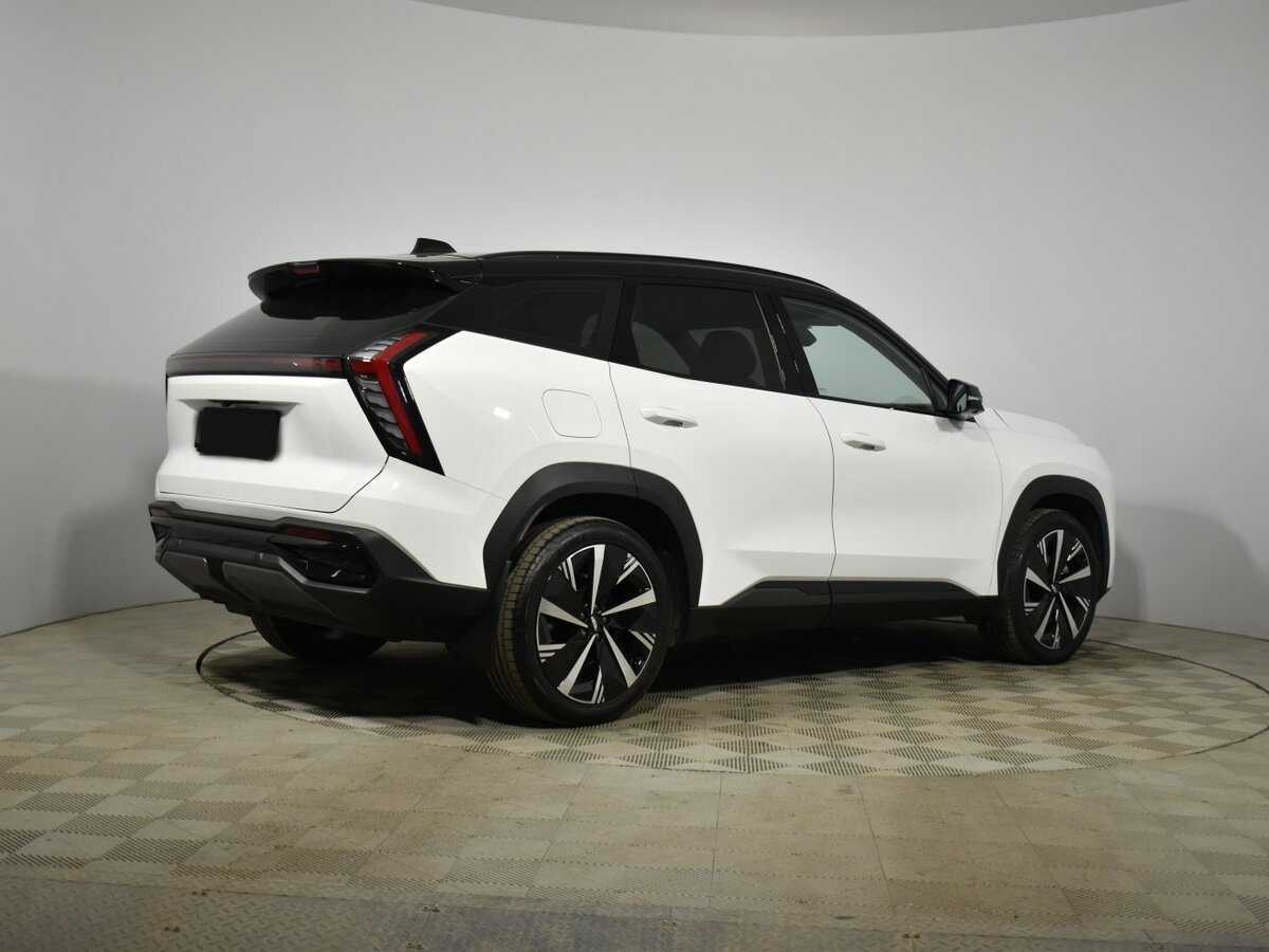 Geely Atlas б/у, 2024, Автоматическая. Фото: #4