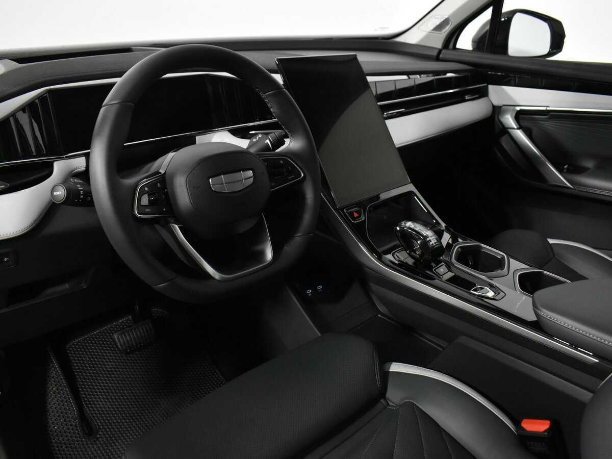 Geely Atlas б/у, 2024, Автоматическая. Фото: #8