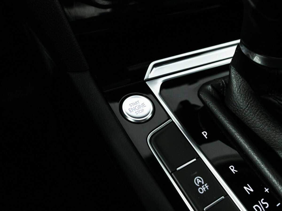 Volkswagen Passat б/у, 2017, Роботизированная. Фото: #18