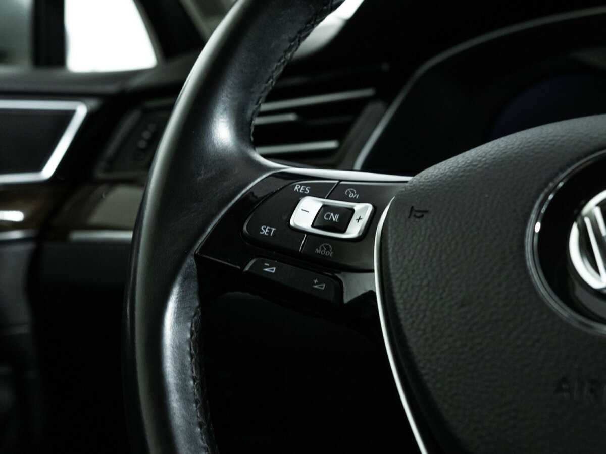 Volkswagen Passat б/у, 2017, Роботизированная. Фото: #20