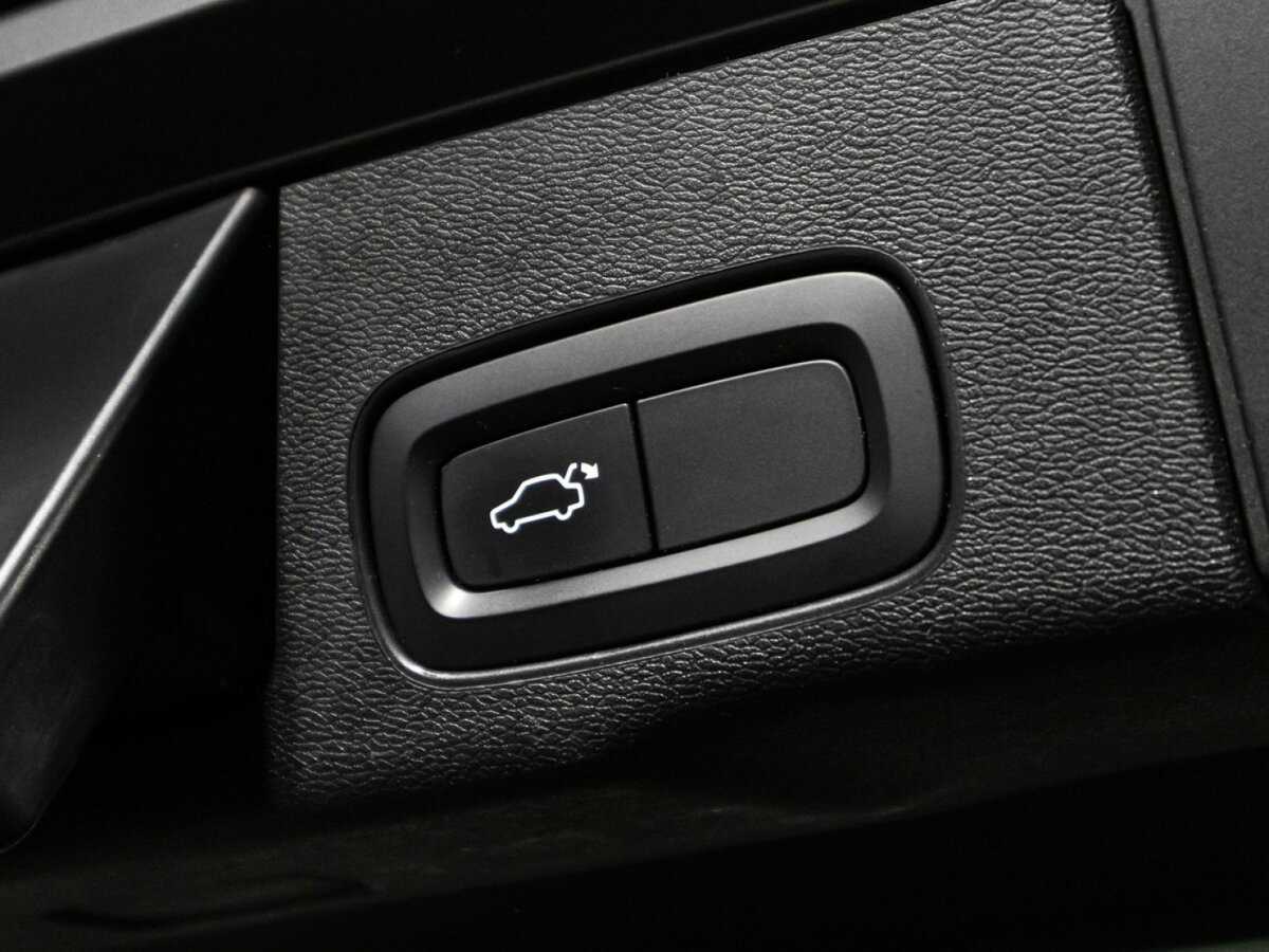 Volvo XC60 б/у, 2019, Автоматическая. Фото: #15