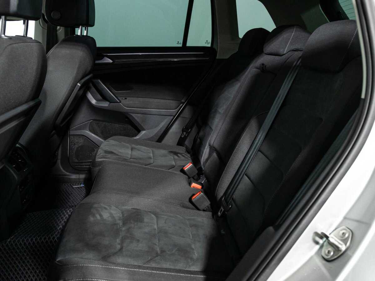 Volkswagen Tiguan б/у, 2020, Роботизированная. Фото: #9