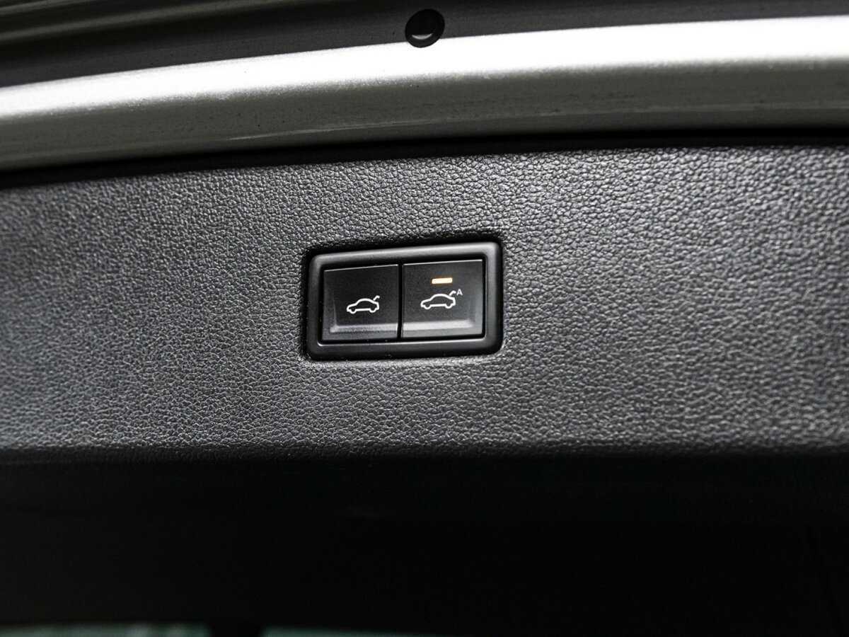 Volkswagen Tiguan б/у, 2020, Роботизированная. Фото: #14