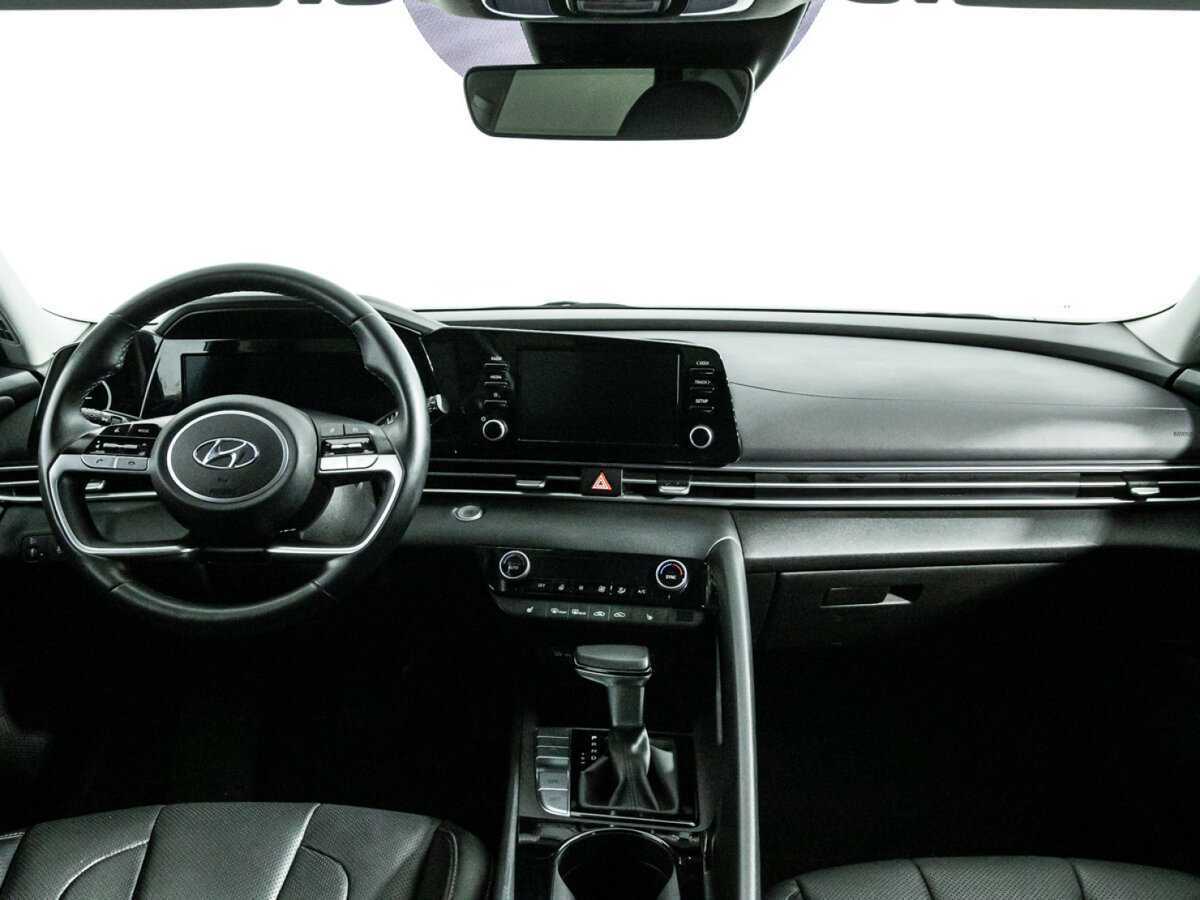 Hyundai Elantra б/у, 2021, Автоматическая. Фото: #12