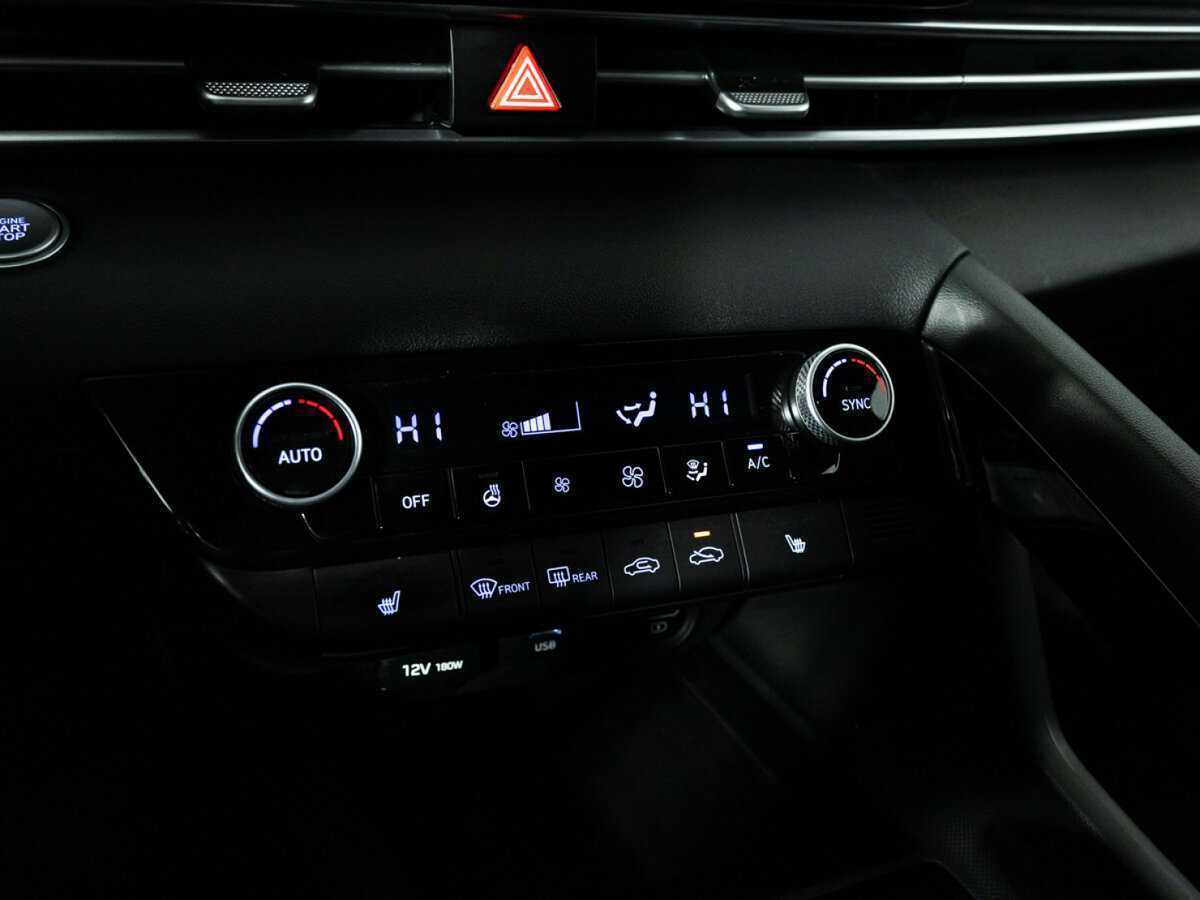 Hyundai Elantra б/у, 2021, Автоматическая. Фото: #17