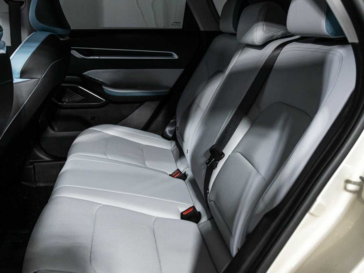 Geely Emgrand б/у, 2023, Автоматическая. Фото: #9