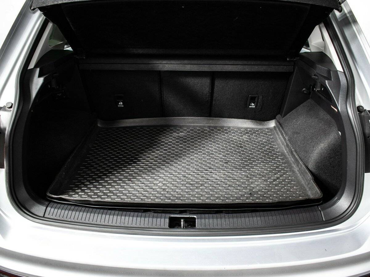 Volkswagen Tiguan б/у, 2017, Роботизированная. Фото: #12